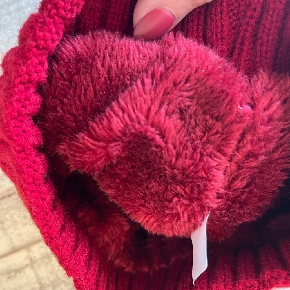 Britt’s Knits Plush-lined Knit Hat - Picture 6 of 6